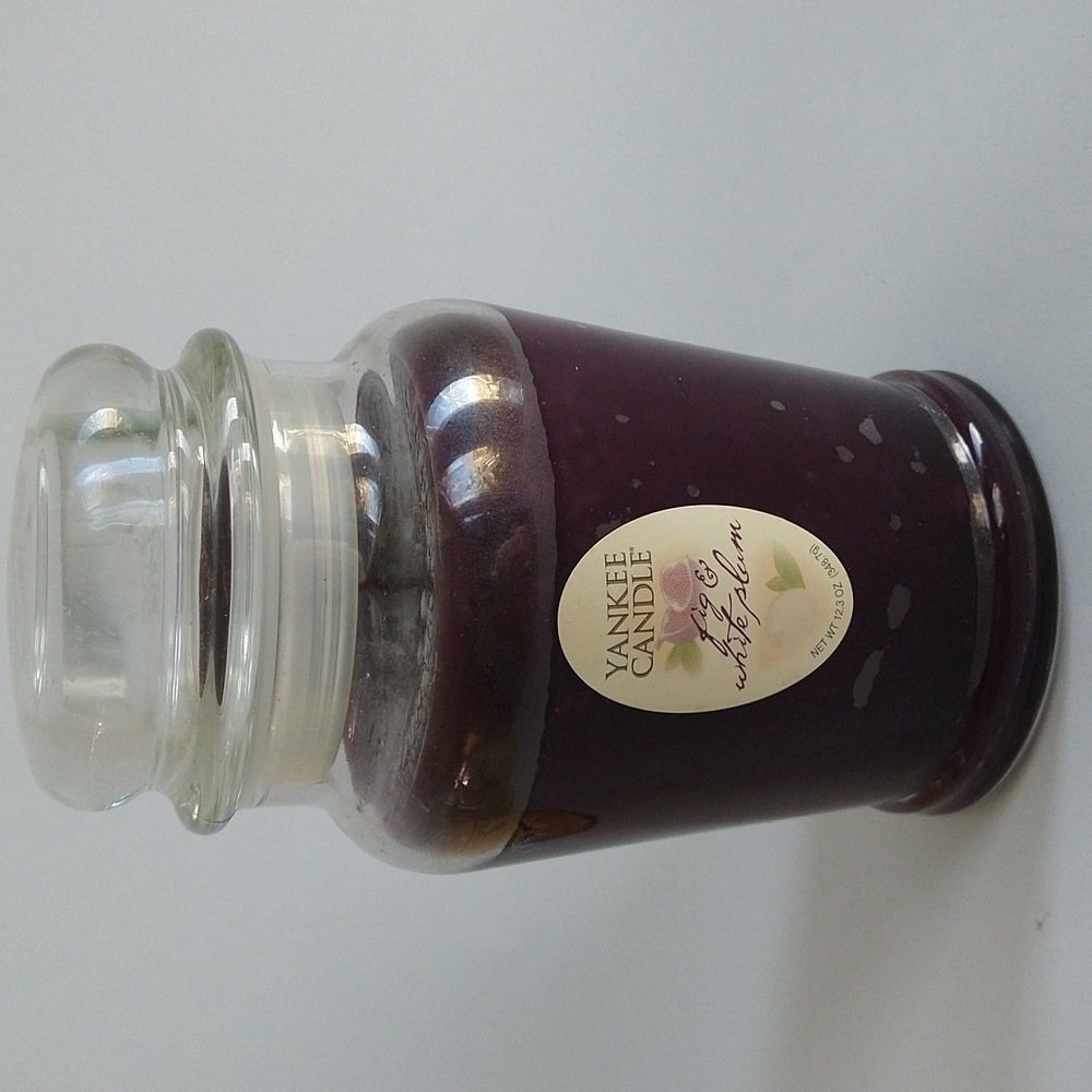 Yankee Candle Fig And White Plum 12.3 oz